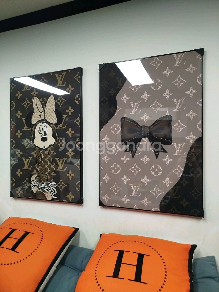 루이비통 미키마우스 피규어 그림액자 그림 액자 팝아트 인테리어소품 명품그림 명품액자 꽃 인테리어 유화 해바라기 거실--9