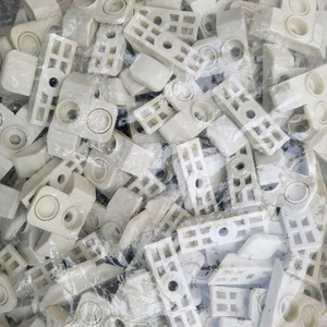 아이보리 일자 캡 100EA짜리 18봉 판매합니다.