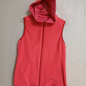 여성 나이키 런닝.골프 후리스 양면 패딩조끼(스판95) 이미지