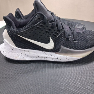 나이키 카이리 로우 2 EP 블랙/화이트 270(정사이즈) 이미지