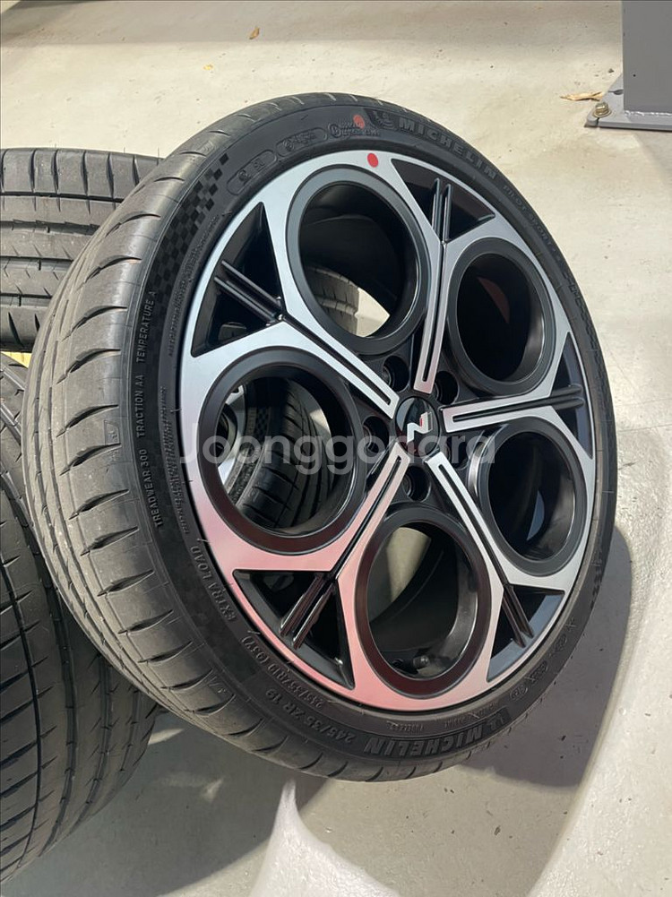 아반테n 리볼버19인치휠/미쉐린ps4s 245/35/19 타이어--1