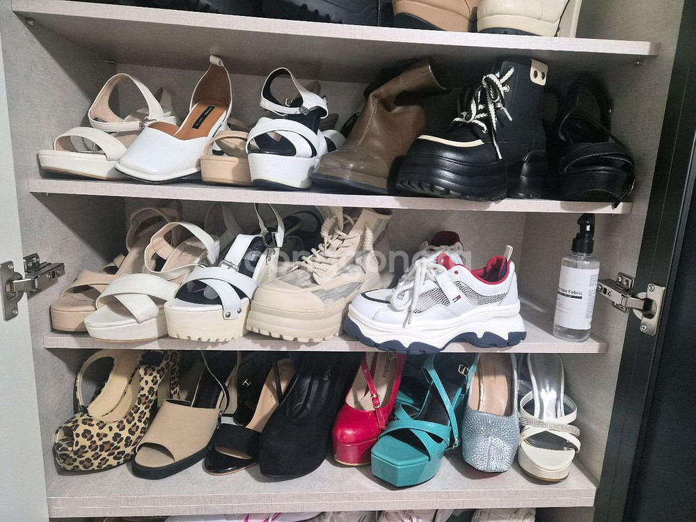 하이힐, 운동화, 슬리퍼, 단화, 구두, 로퍼, 부츠--8