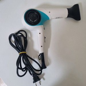 유닉스 헤어 드라이기 UN-B1990 팝니다.