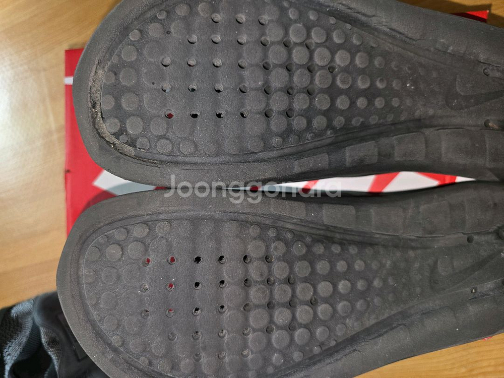 나이키 덩크 로우 올리브 290 사이즈 팝니다--8