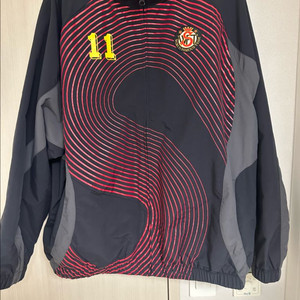 24fw 슈프림 s로고 트랙자켓 정품 xl 사이즈 거의 새제품 싸게팝니다