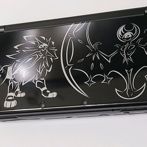 닌텐도 new 3ds 썬문 에디션