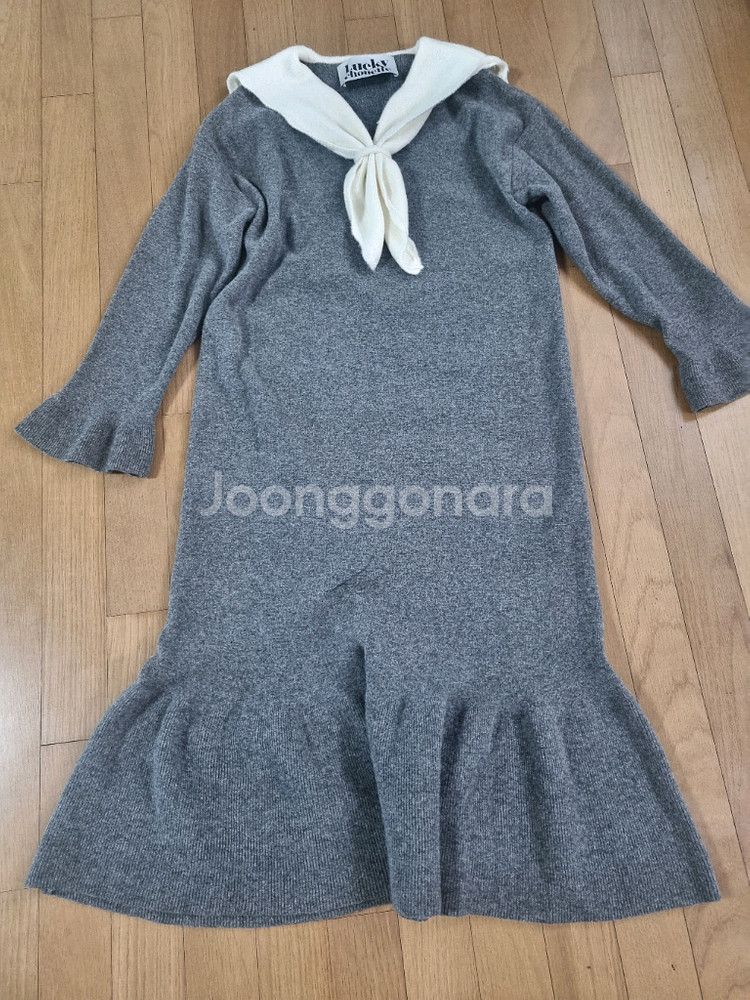 럭키슈에뜨 울캐시 세일러카라 니트원피스 프리--0