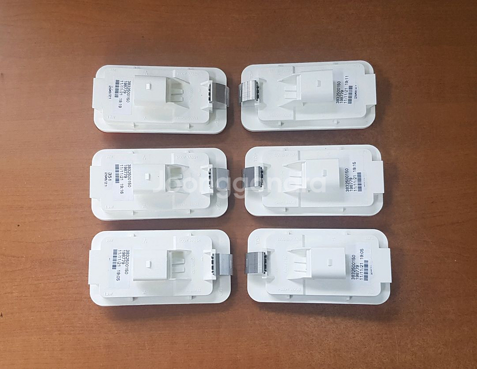 더쎈 화물차 볼보 노부스 프리마 더센4톤 차폭등 순정 LED 24개 팝니다--2