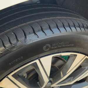 미쉐린 e프라이머시 235/55 R19 타이어