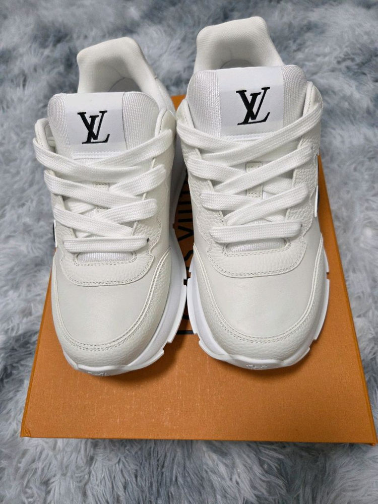 루이비통 클래식 스니커즈--5