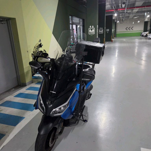 야마하 NMAX125 스쿠터