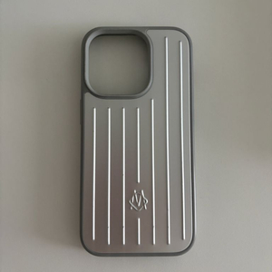 정품 리모와 아이폰14프로 케이스