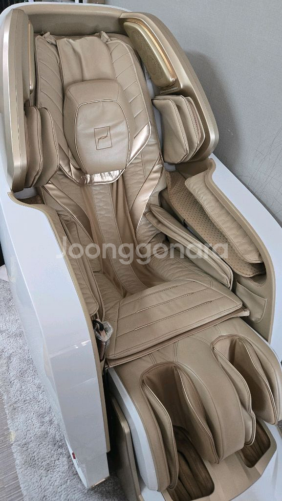 바디프랜드 팬텀2 안마의자 판매합니다--0