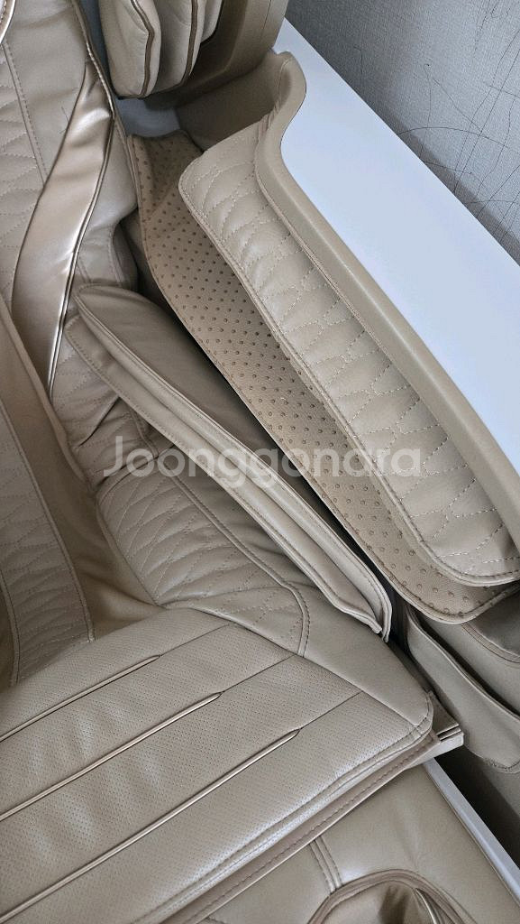 바디프랜드 팬텀2 안마의자 판매합니다--3