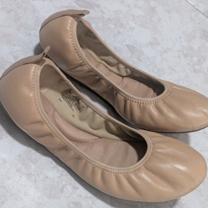 락포트 양가죽 플랫 슈즈 240 새상품