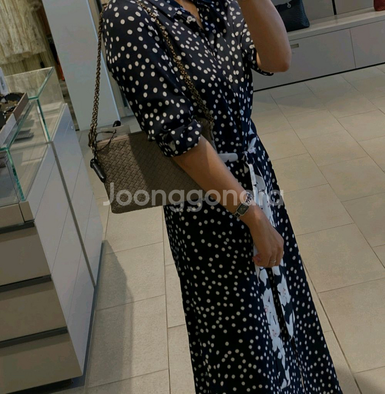 보테가베네타 레더 크로스백 숄더백테수토호보백네오노에구찌루이비통디올호보백셀린느가방샤넬에르메스명품백팩메신저백프라다클러치--3