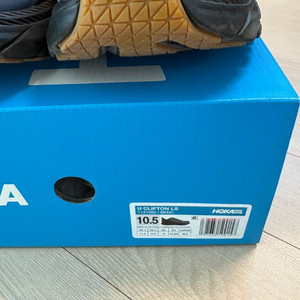 호카 클리프톤 285