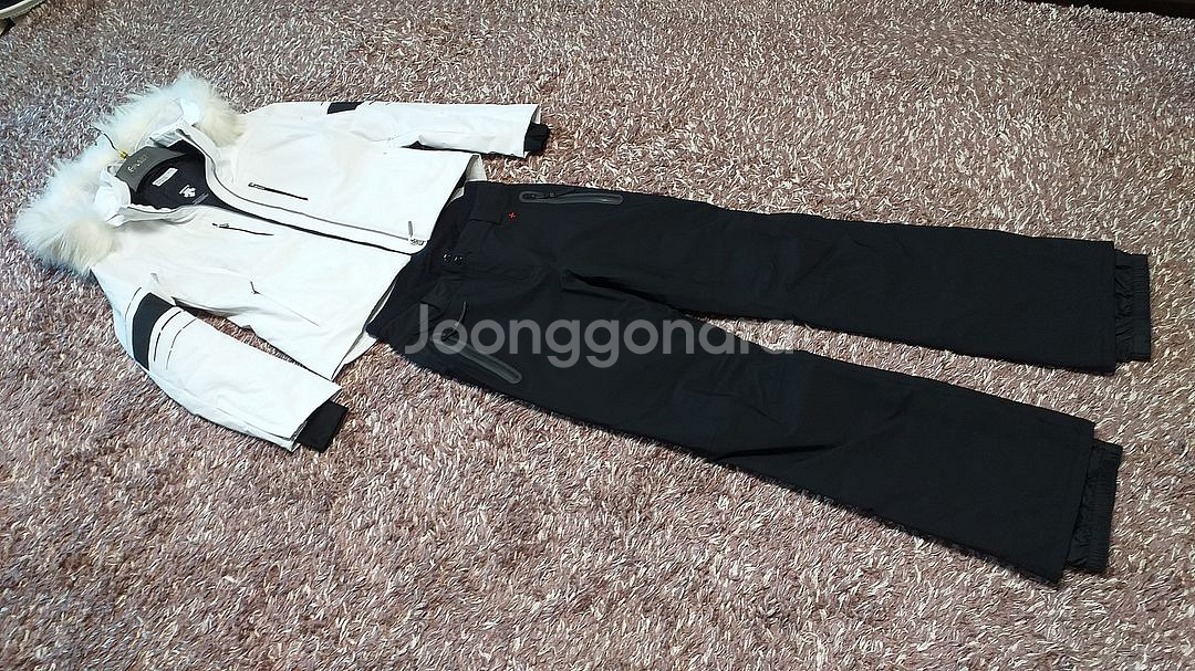 데상트 여성 스키복 세트(여성 L )--0