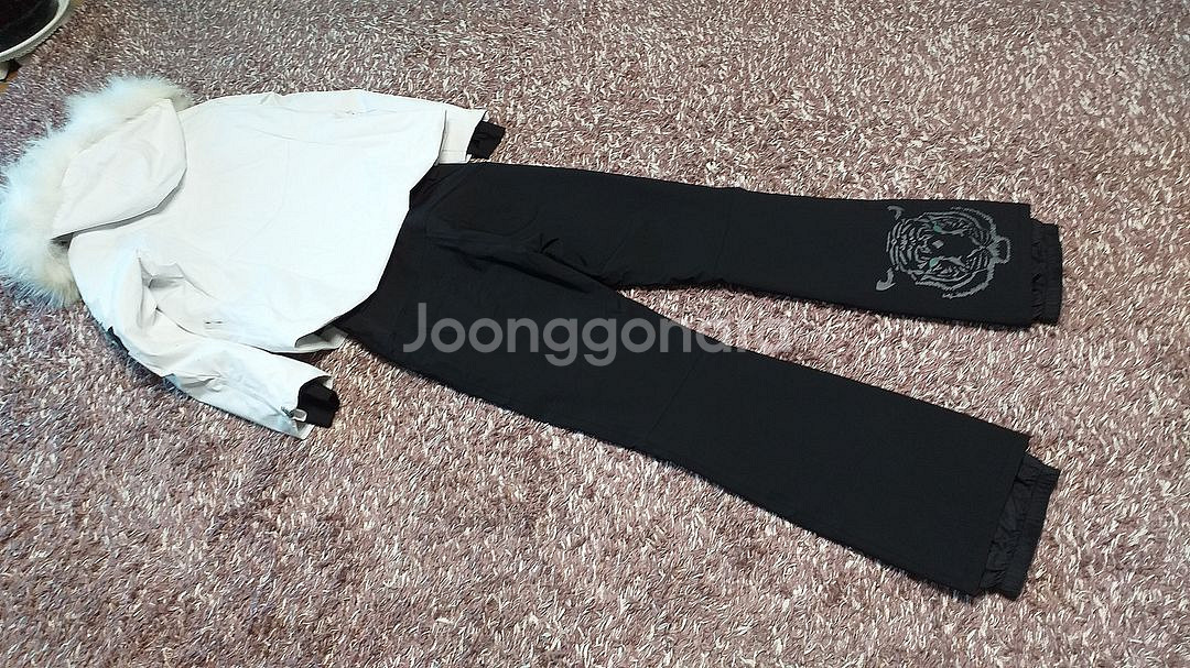 데상트 여성 스키복 세트(여성 L )--3