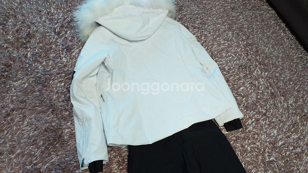 데상트 여성 스키복 세트(여성 L )--4