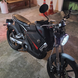 클래식 전기 바이크 Super soco TC Max