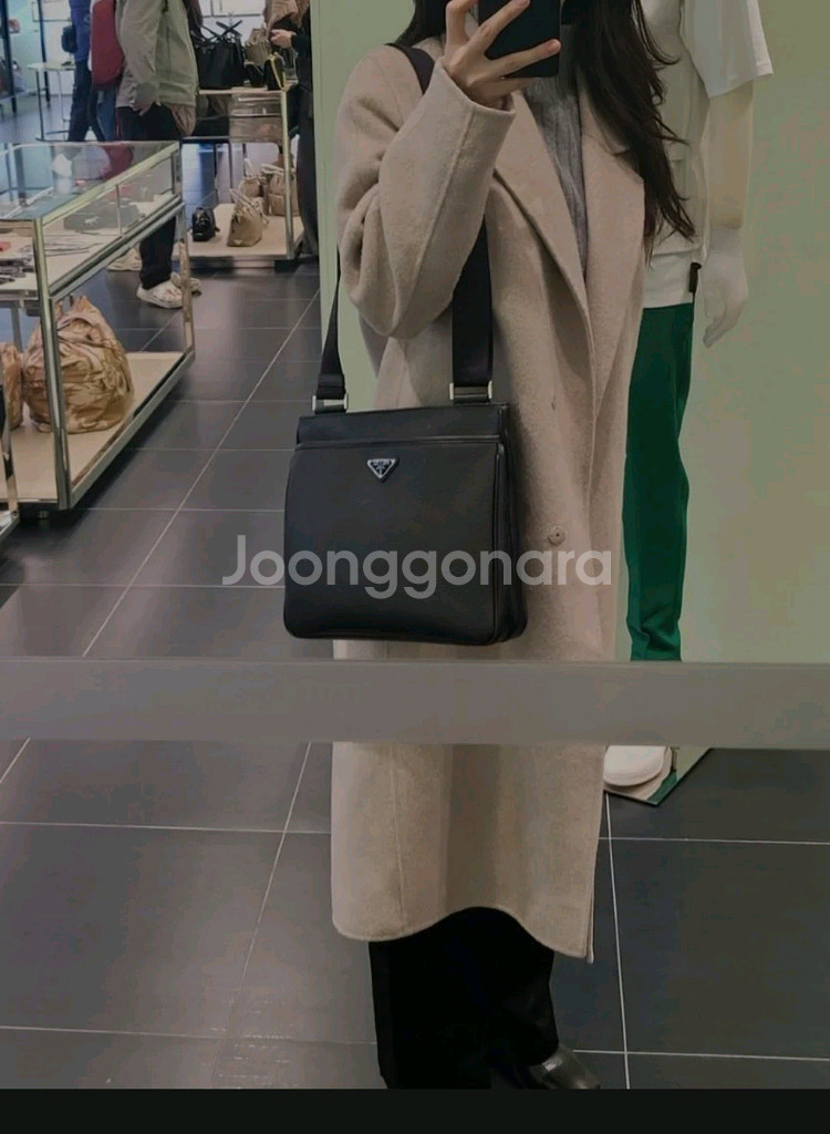 프라다 레더 크로스백 반돌리에숄더백테수토호보백네오노에구찌루이비통디올호보백셀린느가방샤넬에르메스명품백팩메신저백보테가--4