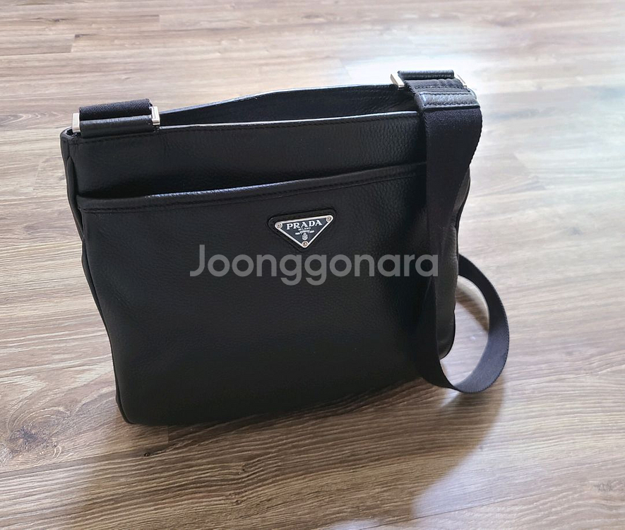프라다 레더 크로스백 반돌리에숄더백테수토호보백네오노에구찌루이비통디올호보백셀린느가방샤넬에르메스명품백팩메신저백보테가--5