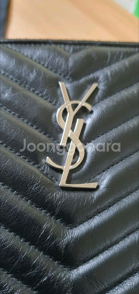 입생로랑 생로랑 뉴미듐 클러치백 정품S급(영수증O)구찌프라다루이비통디올고야드샤넬셀린느보테가버버리발렌시아가--4