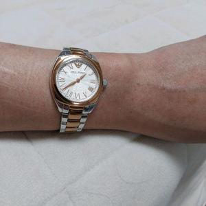 정품 엠포리오 알마니 메탈시계 손목얇은 여성용