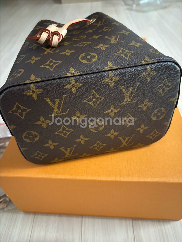 루이비통 네오노에 BB--5