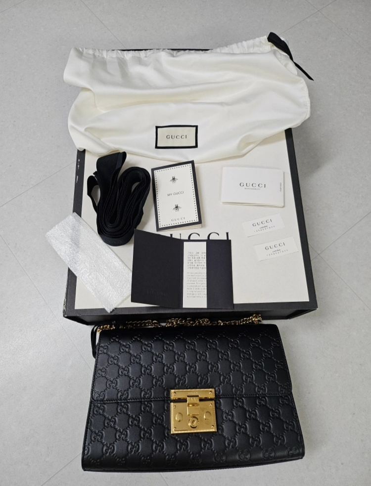 구찌 패드락 스몰 블랙 숄더백 이미지