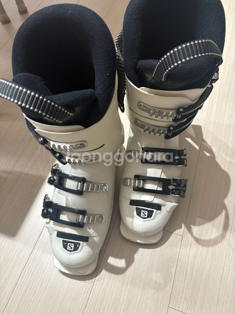 초등학생 네온스키 헬멧 S사이즈,살로몬스키부츠 230싸이즈 일괄판매--3