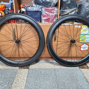 싱크로스 캐피탈1.0 50mm 카본디스크 튜블리스 휠셋