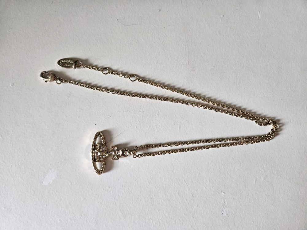 비비안웨스트우드 메이페어 바스 릴리프 골드 목걸이--2