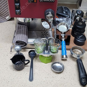 란실리오 실비아 커피머신 크리스마스에디션 등 일괄판매