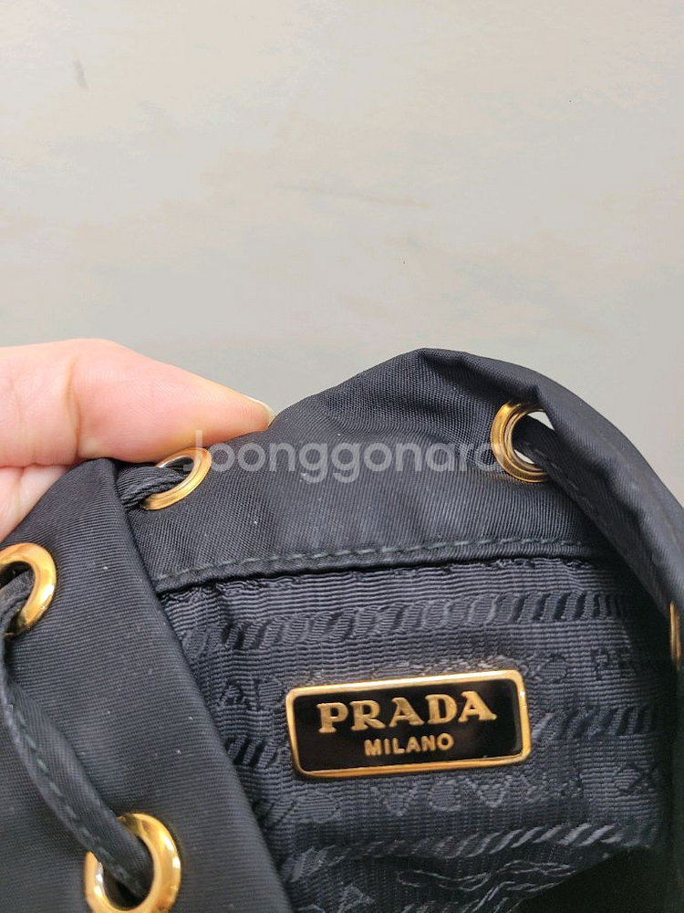 프라다 나일론 버킷백--3