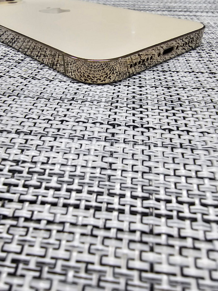 (검수완료) 아이폰14프로맥스 1T 골드 정상해지공기계 미파손 최저가 가성비폰 73만팝니다@--7