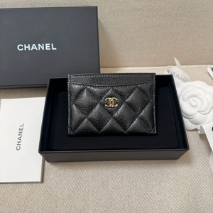 샤넬 클래식 캐비어 카드홀더 금장 내장칩 새제품