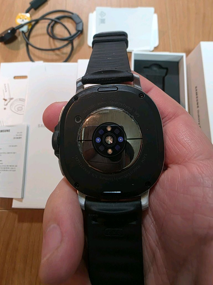 갤럭시워치8 클래식 46mm 블랙 블루투스 자급제 이미지