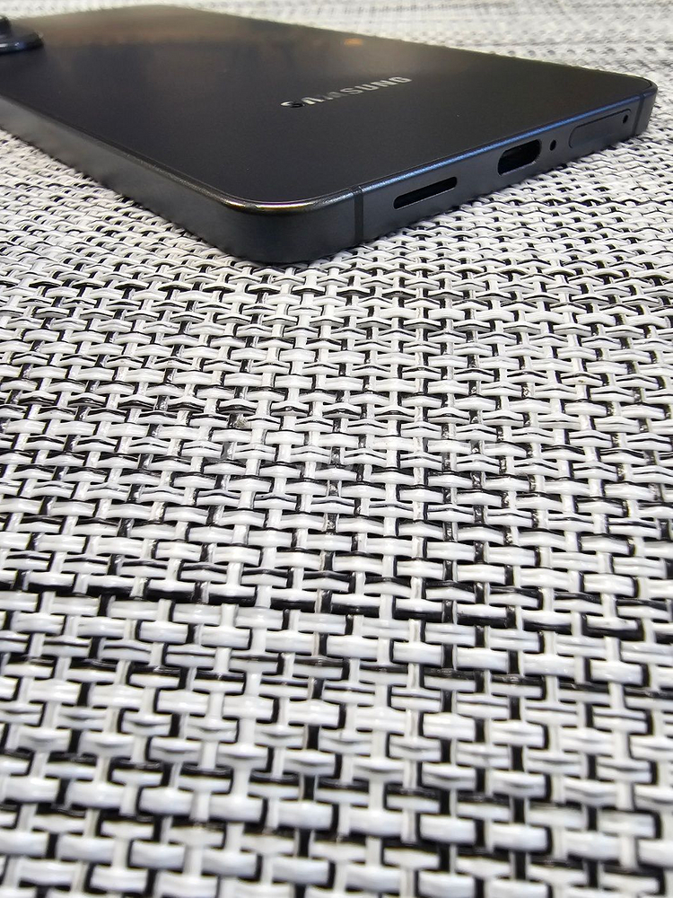 (단말자급제신폰급) 갤럭시 S25엣지 256G 블랙 25년 7월개통 무기스 찍힘 선물용 초S급 88만팝니다@--5