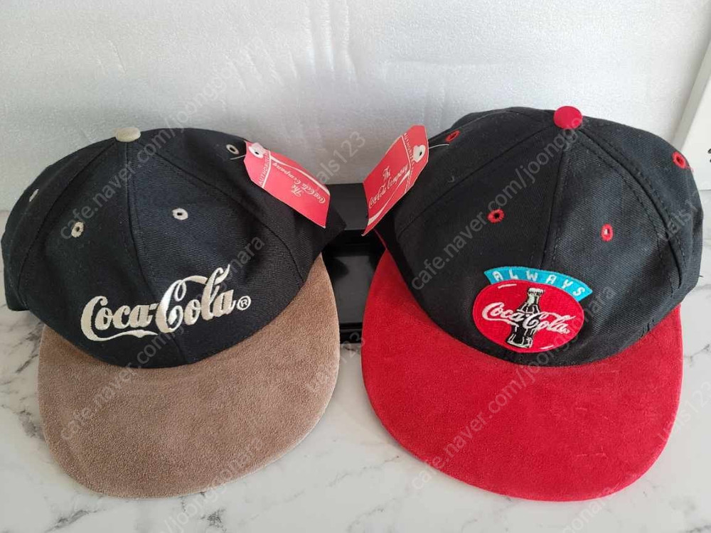 코카콜라1 피규어 모자 볼펜 판매합니다--8