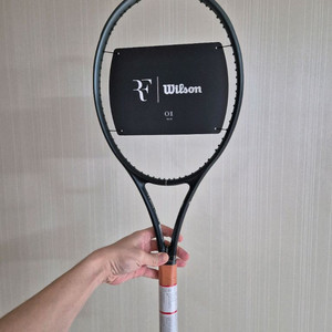윌슨 RF01 테니스 라켓 2그립