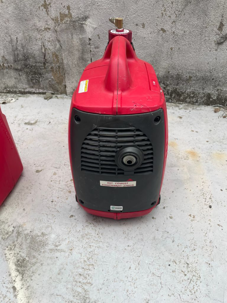 혼다 EU10i 인버터 발전기 이미지