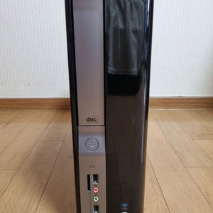 삼성 슬림 데스크탑 PC DM300S3A-A10L 무선 본체 + 키보드 포함 판매합니다~!