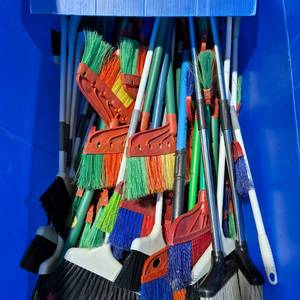 빗자루 거의 새것 220개