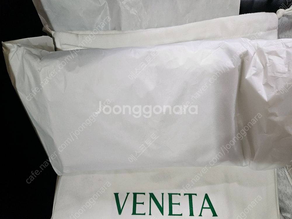 보테가베네타 미디움 카세트백 [트라이앵글 버클]--4