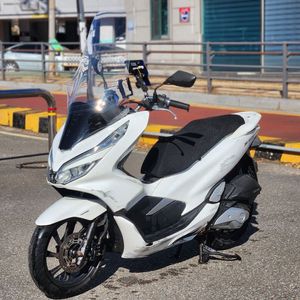 더뉴pcx 키로수 많은것 삽니다 19~20년식