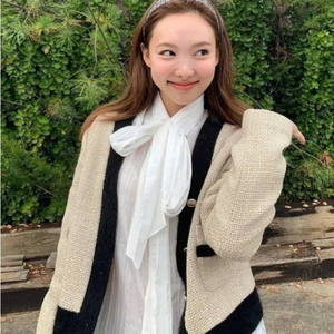 산드로 리본 블라우스(나연 착용) 1사이즈 새상품