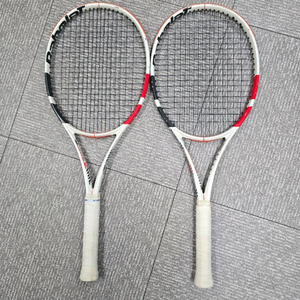 바볼랏퓨어스트라이크 테니스 라켓 2개 세트
