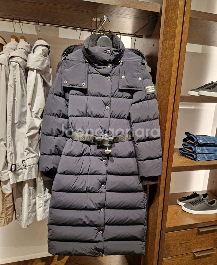 버버리 여성 롱패딩--4